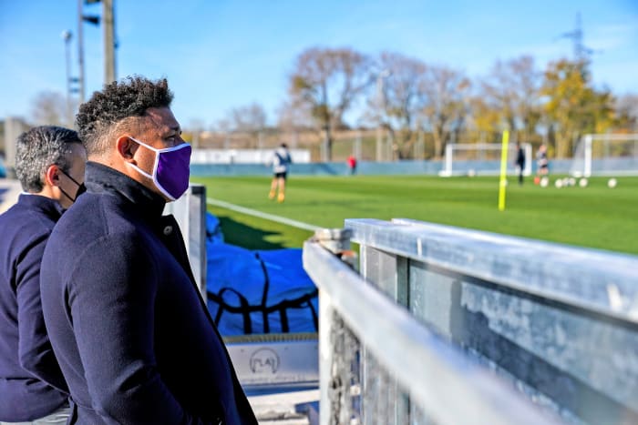 Ronaldo's new team, hovering just above the relegation zone, will fight for survival against Barcelona on April 5.
